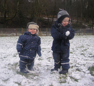 Kiba dungarees keep the snow off!